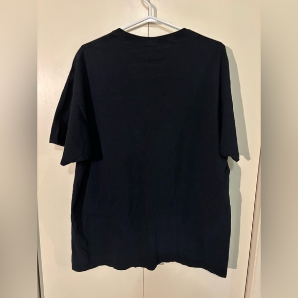 Friends TV Show “Pivot” Tshirt - Picture 4 of 4